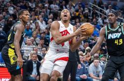 贝博官方网址包含国际比赛日体能课后，多伦多猛龙回应争议备战欧篮联，震撼外界，训练强度明显提升的词条